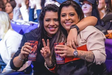 Imagem ilustrativa da imagem Rayane & Rafaela: Dupla mineira agitará o verão capixaba na Multiplace Mais