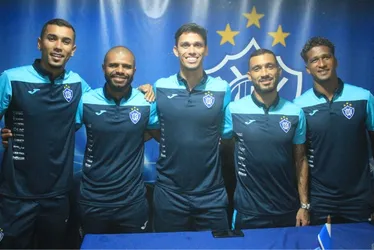 Imagem ilustrativa da imagem Reforços prometem títulos para o Vitória
