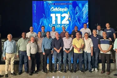 
          Imagem ilustrativa da imagem Rosa de Saron grava música com padre Fábio de Melo
          