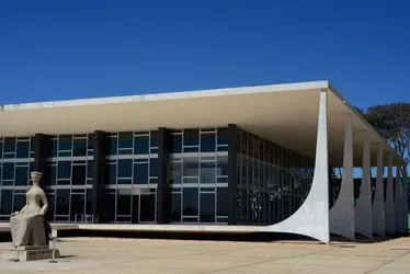 Imagem ilustrativa da imagem STF tem maioria para condenar capixaba e mais sete réus do 8 de janeiro