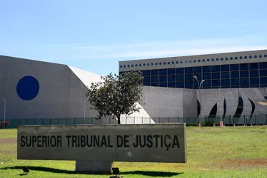 Imagem ilustrativa da imagem STJ decide que OAB não pode cobrar anuidade de sociedades de advogados