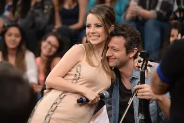 Imagem ilustrativa da imagem Sandy e Lucas cantam juntos após divórcio e fãs choram