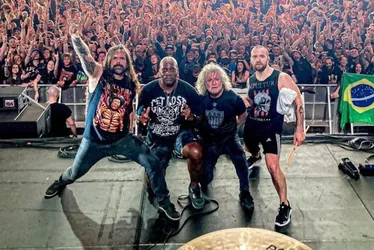 Imagem ilustrativa da imagem Sepultura anuncia fim da banda com turnê de despedida