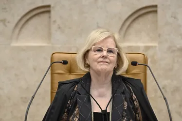 
          Imagem ilustrativa da imagem Tarcísio e Barroso trocam afagos e isolam os radicais
          