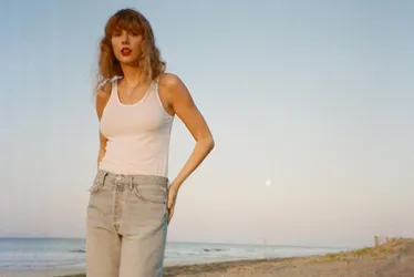 Imagem ilustrativa da imagem Taylor Swift chega ao Brasil com viagem monitorada por 3.500 fãs