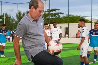 Imagem ilustrativa da imagem “Tenho relação com todos e estou na rua todos os dias”, diz prefeito de Jaboatão