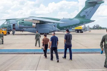 Imagem ilustrativa da imagem Terceiro avião trazendo brasileiros de Israel chega ao Brasil