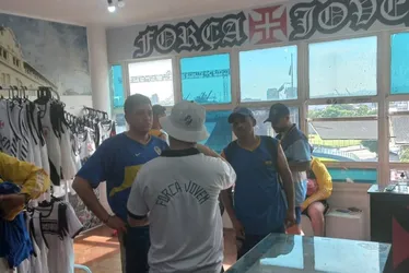 Imagem ilustrativa da imagem Torcedores do Boca se reúnem com organizadas do Vasco em São Januário