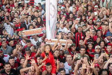 Imagem ilustrativa da imagem Torcida do Vitória reprova mudança de nome, mas aceita negociar o nome do estádio