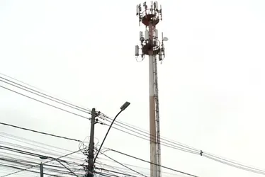Imagem ilustrativa da imagem Trabalhador cai de torre de telefonia na Serra durante serviço de manutenção