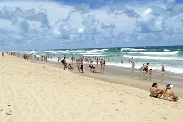 Imagem ilustrativa da imagem Usina em praia ameaça derrubar internet no Brasil, afirmam operadoras