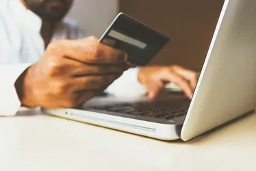 Imagem ilustrativa da imagem Veja direitos dos consumidores no Dia do Cliente e dicas para aproveitar ofertas