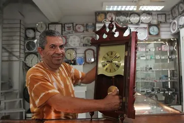 Imagem ilustrativa da imagem Vem pro Centro: Relojoarias resistem ao tempo