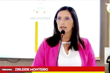 Imagem ilustrativa da imagem Vereadora que acusou adversária de receber “castigo de Deus” renuncia ao cargo