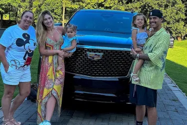 Imagem ilustrativa da imagem Virginia Fonseca e Zé Felipe compram carro avaliado de quase R$ 2 milhões