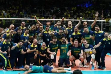 Imagem ilustrativa da imagem Volêi Masculino: Brasil vence a Itália e garante vaga nas Olimpíadas de Paris 2024