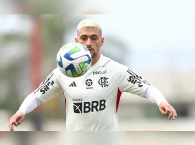 Jadsom Silva comemora gol