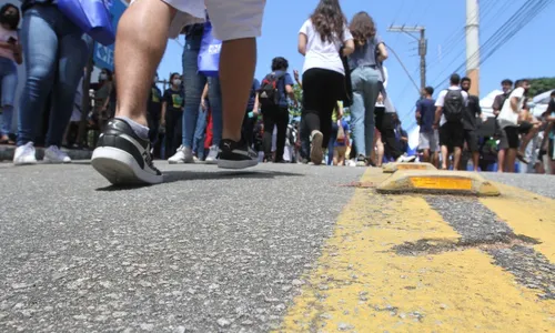 
          Imagem ilustrativa da imagem 10 milhões de jovens nem estudam nem trabalham no Brasil
          