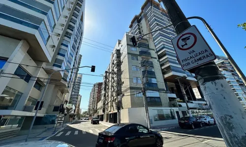 
          Imagem ilustrativa da imagem 14.866 multas com 100 câmeras espalhadas por Vila Velha
          