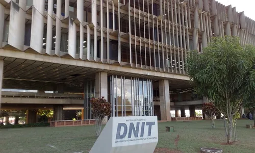 
          Imagem ilustrativa da imagem 16 novos concursos com 1.108 vagas e salário a partir de R$ 5 mil
          