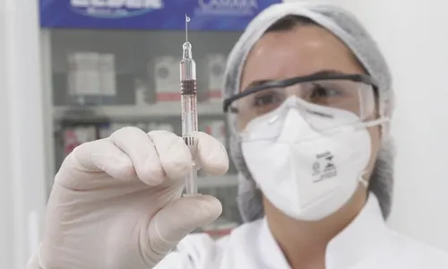 
          Imagem ilustrativa da imagem 2 milhões ainda não tomaram a vacina bivalente no ES
          