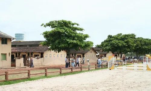 
          Imagem ilustrativa da imagem 35 terrenos à venda por até R$ 150 milhões no ES
          