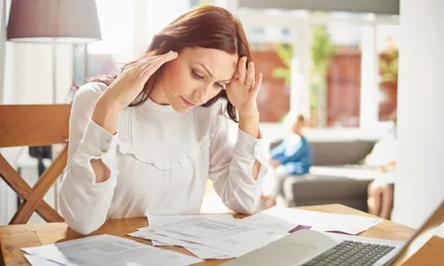 
          Imagem ilustrativa da imagem A cada 10 minutos uma pessoa fica com nome sujo no ES
          