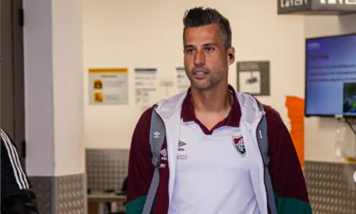 
          Imagem ilustrativa da imagem À flor da pele…
          