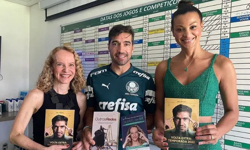 
          Imagem ilustrativa da imagem Abel Ferreira faz depoimento emocionado sobre Walewska: "Estou incrédulo"
          