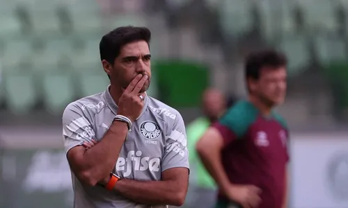 
          Imagem ilustrativa da imagem Abel Ferreira faz suspense sobre permanência no Palmeiras após título
          