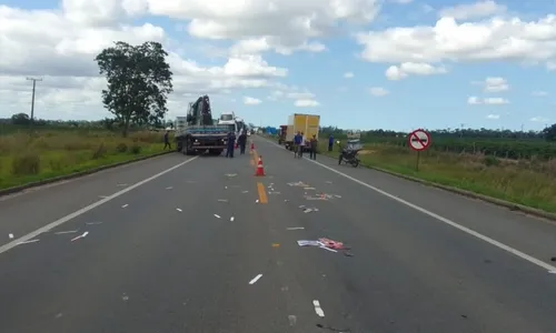 
          Imagem ilustrativa da imagem Acidente com morte deixa pista interditada na BR-101
          