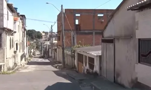 
          Imagem ilustrativa da imagem Adolescente é baleado durante tiroteio em Cariacica
          