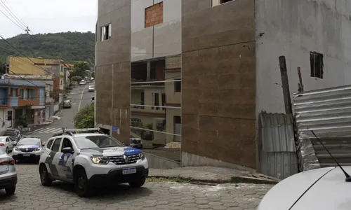 
          Imagem ilustrativa da imagem Adolescente é baleado e pede socorro em igreja de Vitória
          