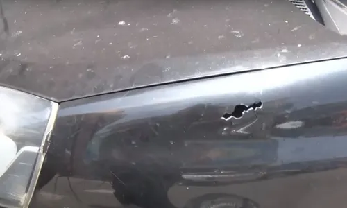 
          Imagem ilustrativa da imagem Adolescente e entregador são baleados próximo a uma escola em Vila Velha
          