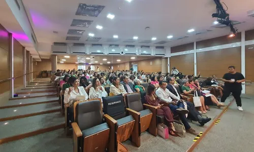 
          Imagem ilustrativa da imagem Advogada e empresária: “Queremos dar trabalho à mulher que sai da cadeia”
          