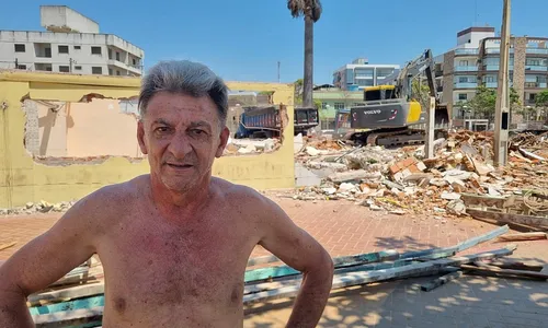 
          Imagem ilustrativa da imagem Anchieta: restaurantes demolidos vão dar lugar à praça em Iriri
          