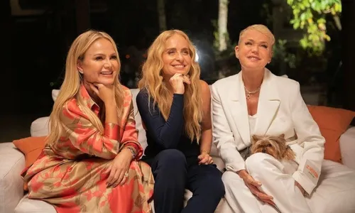 
          Imagem ilustrativa da imagem Angélica relembra discussão com ex-diretora de Xuxa: "Ela criava barreira"
          