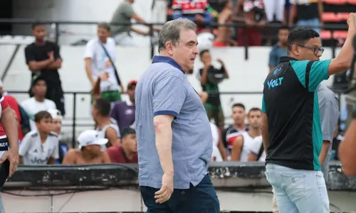 
          Imagem ilustrativa da imagem Antônio Luiz Neto renuncia à presidência do Santa e alfineta Conselho Deliberativo
          