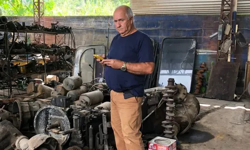 
          Imagem ilustrativa da imagem Aposentado descobre ter sido vítima de golpe ao descobrir dívida de R$ 300 mil
          