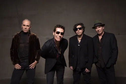 
          Imagem ilustrativa da imagem Assinantes de A Tribuna concorrem a ingressos para show do Capital Inicial
          