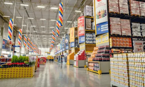 
          Imagem ilustrativa da imagem Até o dia 15, Novo Atacarejo inaugura três unidades em Pernambuco
          