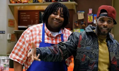
          Imagem ilustrativa da imagem Ator da série "Kenan e Kel", é internado em hospital
          