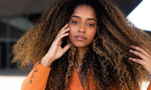 
          Imagem ilustrativa da imagem Atriz Ísis Freitas morre após ser internada com tuberculose
          