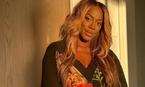 
          Imagem ilustrativa da imagem Atriz de 'Insecure' afirma ser virgem aos 39 anos e espera por casamento
          