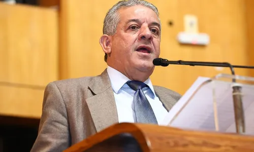 
          Imagem ilustrativa da imagem Bahiense lidera em emendas
          