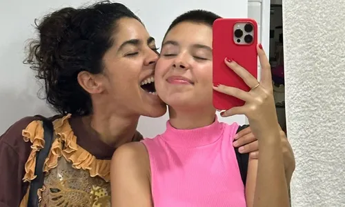 
          Imagem ilustrativa da imagem Bela Gil apoia filha após declaração sobre orientação sexual
          