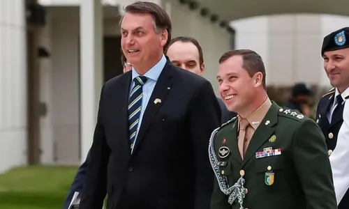 
          Imagem ilustrativa da imagem Bolsonaro rompe silêncio, nega acusações e promete agir contra calúnias
          