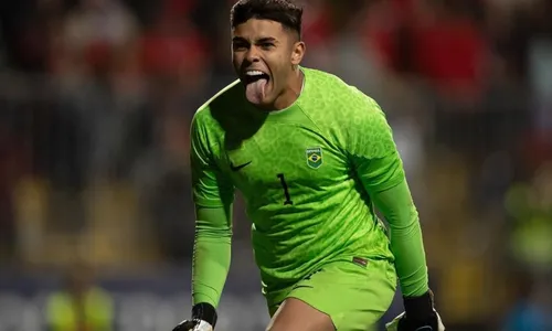 
          Imagem ilustrativa da imagem Brasil bate Chile, ganha ouro no futebol e encerra tabu no Pan
          