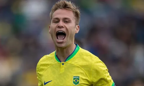 
          Imagem ilustrativa da imagem Brasil faz 3 a 0 em Honduras, avança em primeiro e espera rival da semi
          