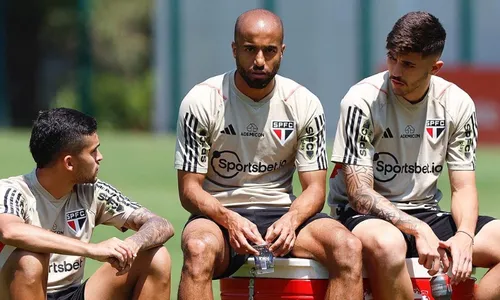 
          Imagem ilustrativa da imagem Calor recorde preocupa São Paulo e Flamengo para final da Copa do Brasil
          